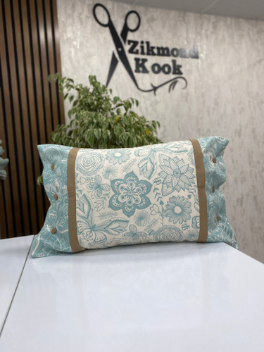 روبالشی دکمه دار